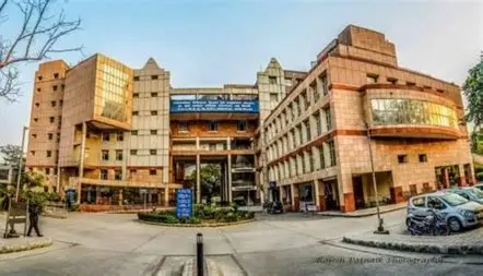 Atal Bihari Vajpayee Institute of Medical Sciences and Dr. RML Hospital, New Delhi