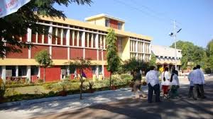 Maharaja Laxmi Bai Medical College, Jhansi